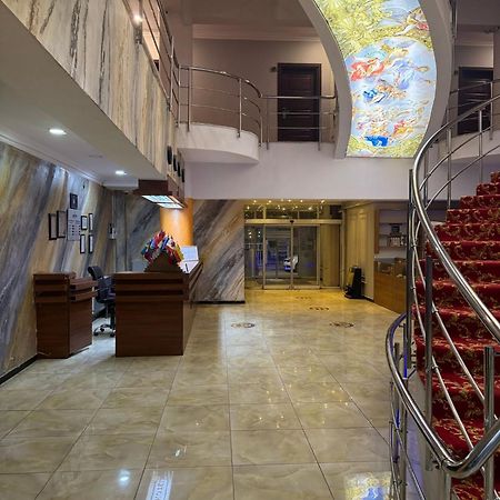 ואן Dimet Park Hotel מראה חיצוני תמונה