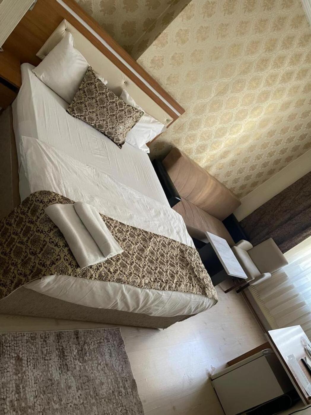 ואן Dimet Park Hotel מראה חיצוני תמונה